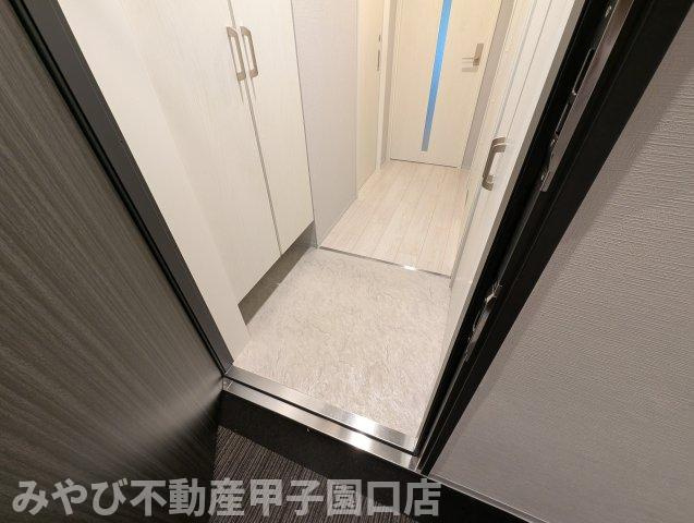アバンドール甲子園口の玄関