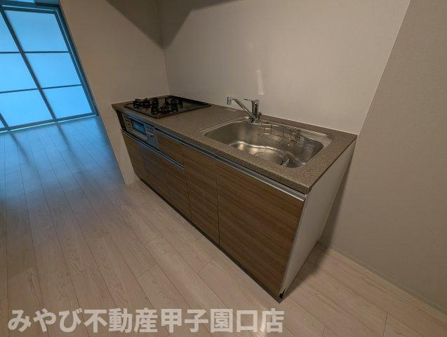 アバンドール甲子園口のキッチン
