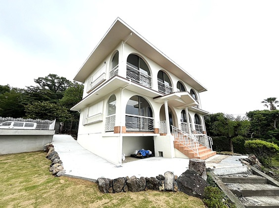 伊東市　大室高原別荘地の外観