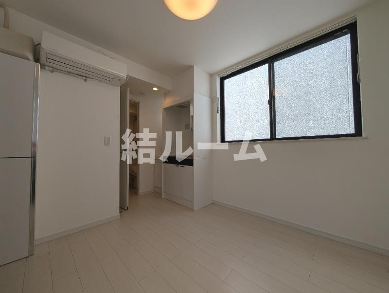北区王子１丁目の賃貸マンションの居間・リビング