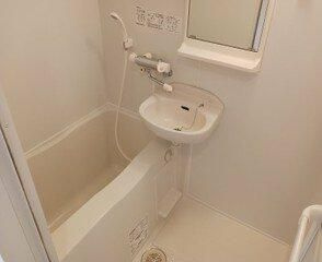 フェニックス本郷東大前の浴室