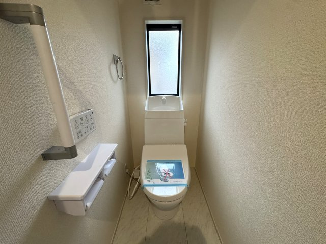 神戸市西区竜が岡１丁目新築戸建2号棟のトイレ