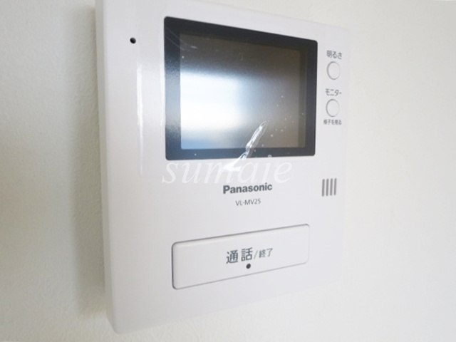 アシスト十条マンションのセキュリティ|モニター付きインターホン完備です☆