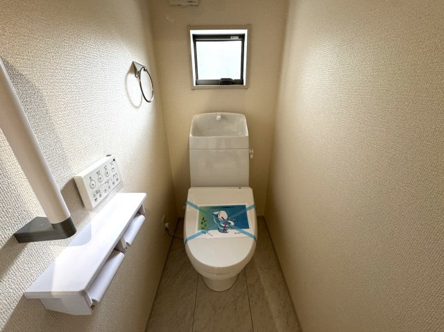 神戸市西区竜が岡１丁目新築戸建3号棟のトイレ