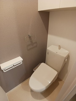 【トイレ】 | ブリッサ　Ａ | ゆったりとした空間のトイレです