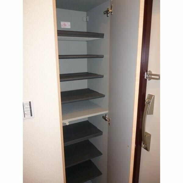 パルス中台の玄関