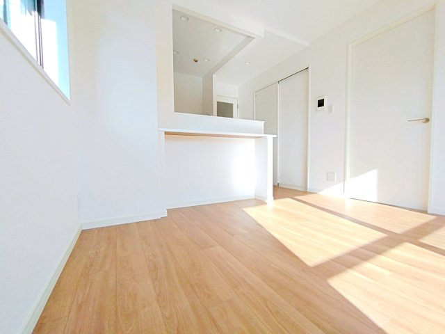 サングレイス下永谷壱番館の居間・リビング