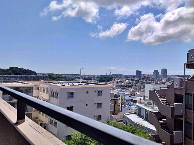 東急ドエル・アルス上大岡西の展望