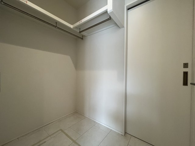 泉南市岡田5丁目　中古戸建の収納