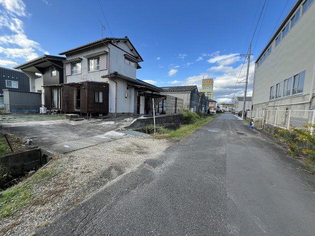 中古住宅　伏屋2丁目の前面道路含む現地写真