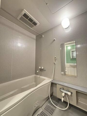 南青山ＳＴＵＤＩＯ　ＦＬＡＴの浴室