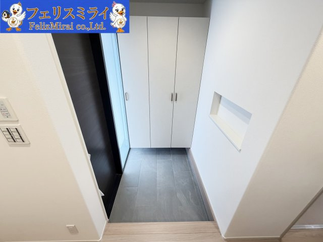 加古郡播磨町東本荘３丁目　限定１邸の玄関