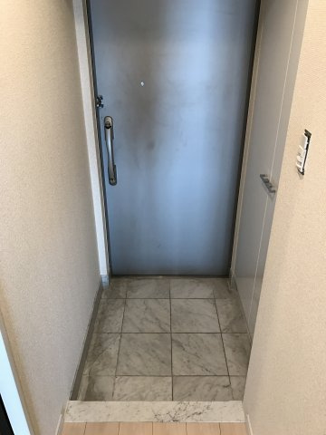 スカイコート両国参番館の玄関