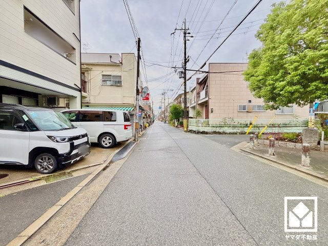 尼崎市大島２丁目の前面道路含む現地写真