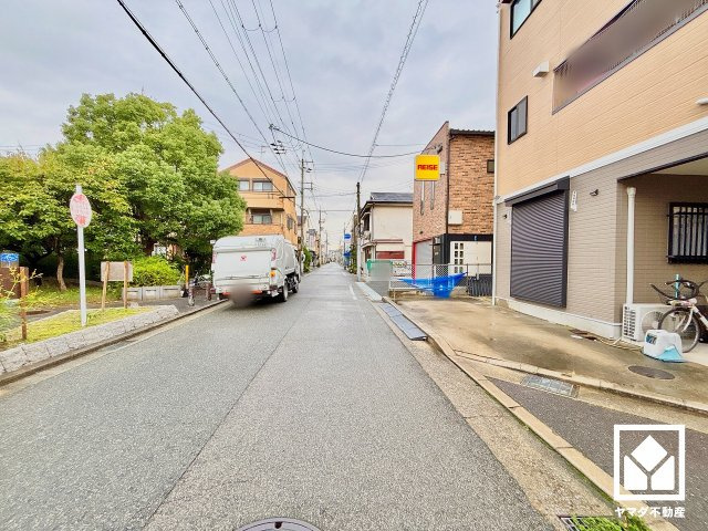 尼崎市大島２丁目の前面道路含む現地写真