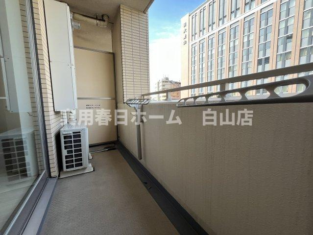 【バルコニー】