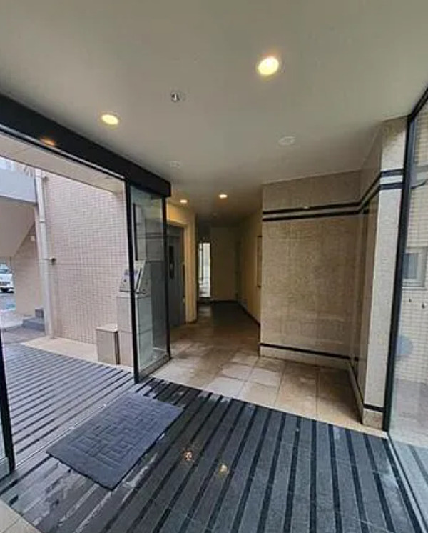 コルニーチェ小石川のロビー