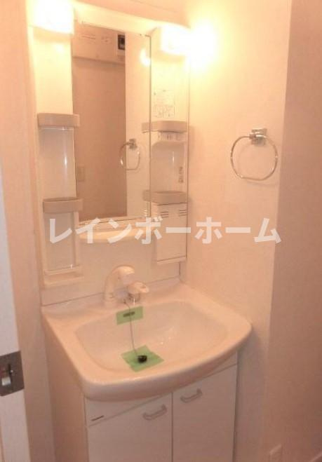 リベライズムの独立洗面台