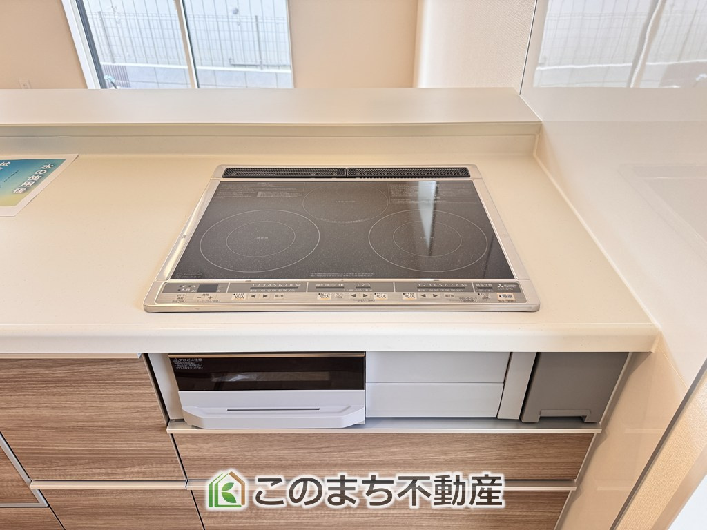 ブルーミングガーデン宇都宮市双葉2丁目のキッチン|IHクッキングヒーターで調理もお掃除も楽々です♪