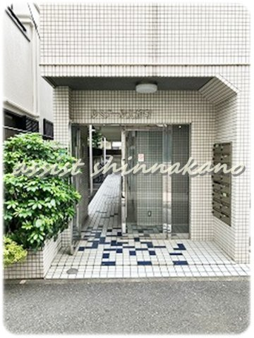 ルミナール大和町のエントランス