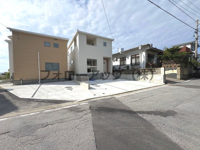 リーブルガーデン読谷村瀬名波の前面道路含む現地写真|前面道路含む現地写真です