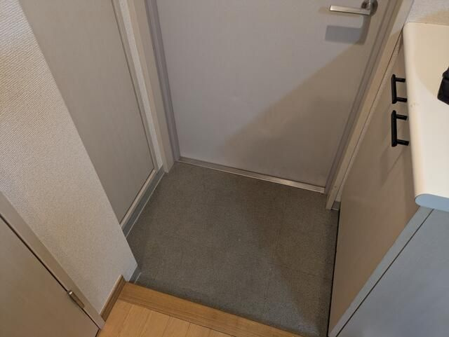 【玄関】