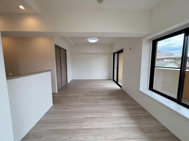 【居間・リビング】 | ダイアパレスグランデージ大橋南六番館
