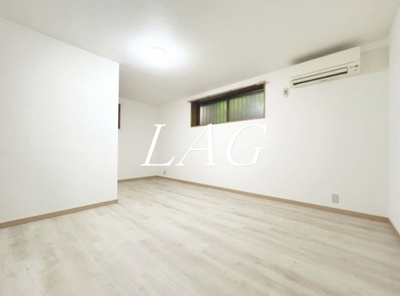 【居間・リビング】 | ラペーシュ目黒本町 | 洋室のお部屋です。