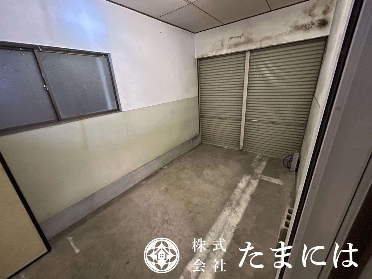 中古戸建　桐生市天神町2丁目560-4の駐車場
