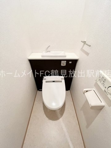 大阪市鶴見区焼野３丁目の賃貸マンションのトイレ