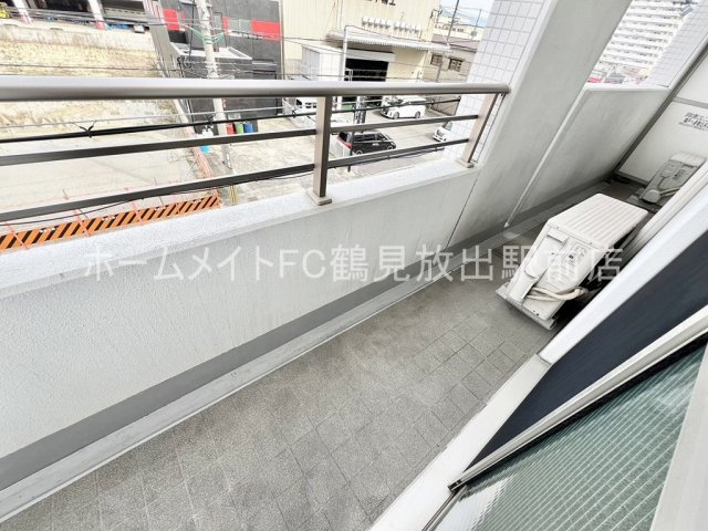 大阪市鶴見区焼野３丁目の賃貸マンションのバルコニー