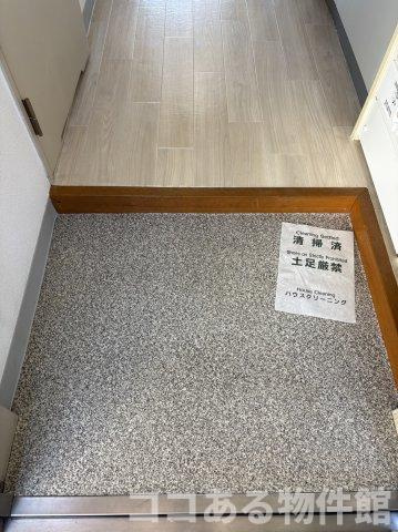 リバーサイド樫の木の玄関