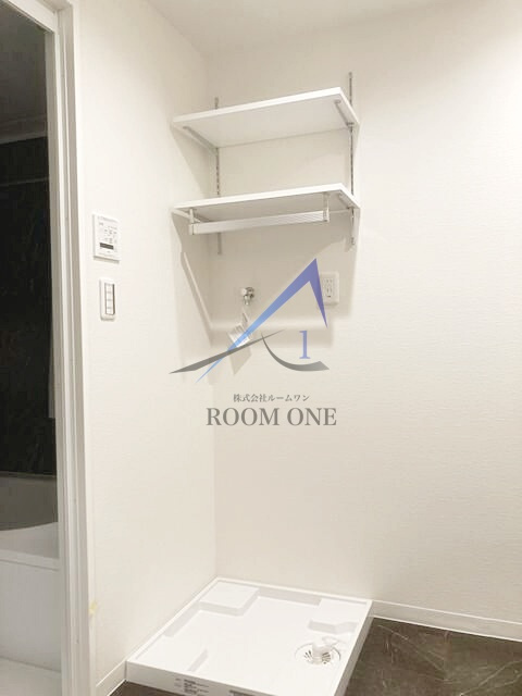 上池台マンションのその他|洗濯機置き場です。
