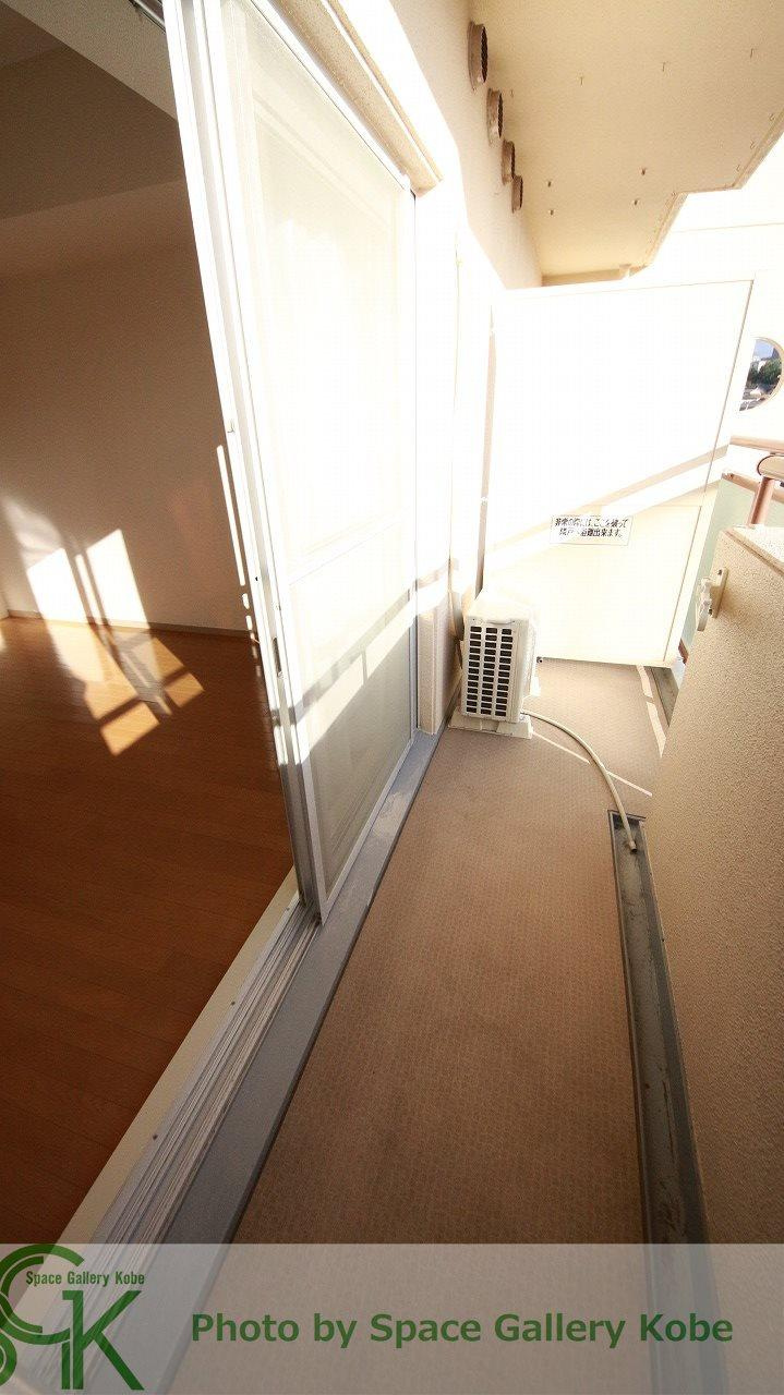 学が丘カレッジハイツのバルコニー|※お部屋により仕様が異なる場合があります。