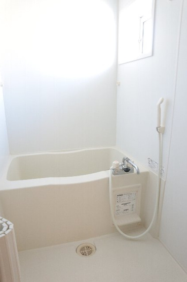【浴室】 | クロシェット津田沼 | 日々の疲れを癒すお風呂付です