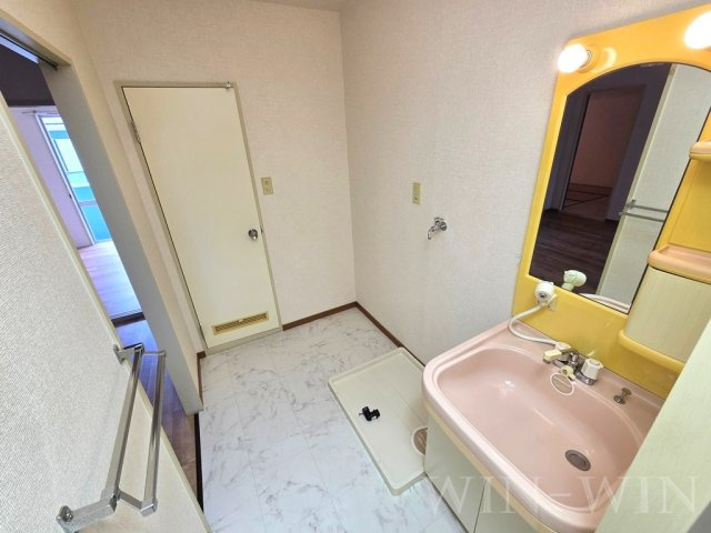 フレグランス三ツ相 C棟の洗面所|イメージ（同建物内別部屋の写真です）
