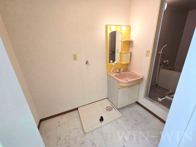 フレグランス三ツ相 C棟の洗面所|イメージ（同建物内別部屋の写真です）