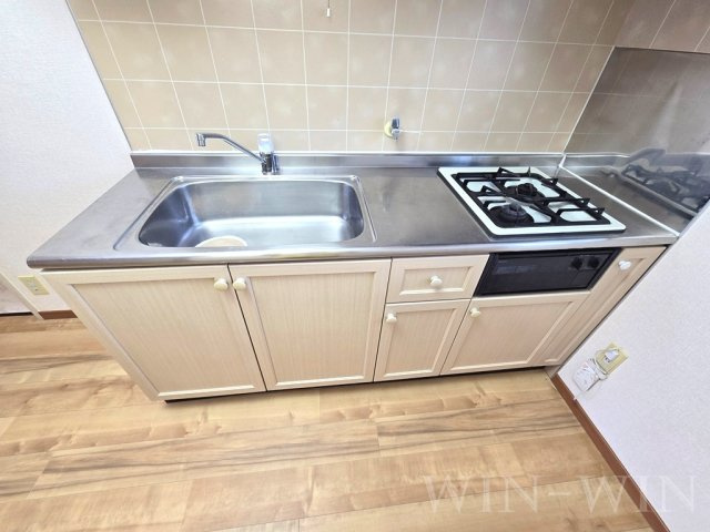 フレグランス三ツ相 C棟のキッチン|イメージ（同建物内別部屋の写真です）