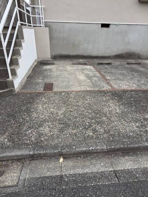 テラス八雲Ｂ号室の駐車場