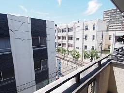 三軒家東４丁目戸建の収納|こまごまとしたものを収納できそうですね
