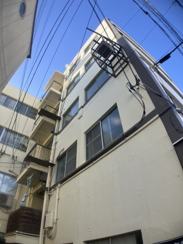 尼崎セントラルビルの外観