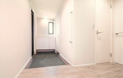 【玄関】 | 板橋区南町　新築戸建　12780万円