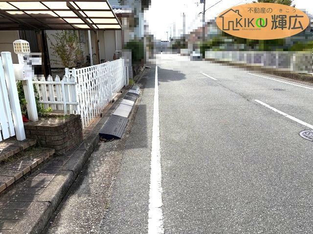 加古川市東神吉町砂部　土地の前面道路含む現地写真