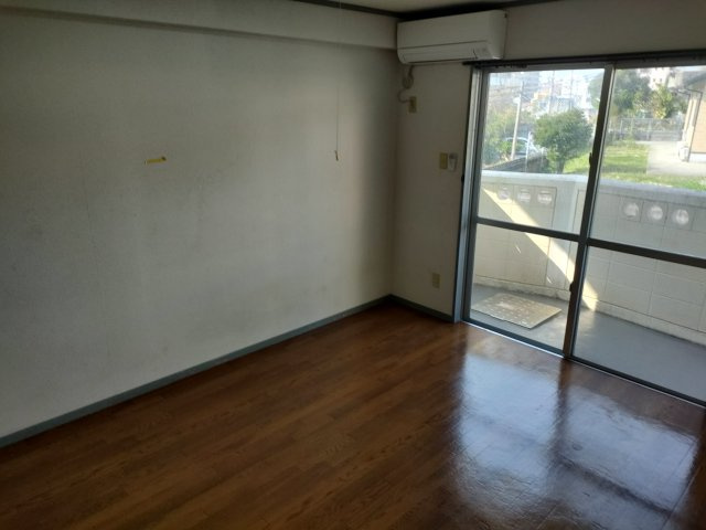 マンションロアールの居間・リビング