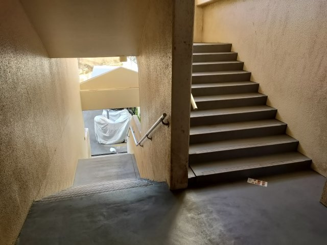 マンションロアールのロビー