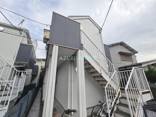 コンフォール小机B棟の外観|来店不要で契約まで完結♪カード決済・LINE対応！