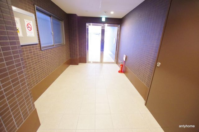 STUDIO天満橋　仲介手数料無料のロビー