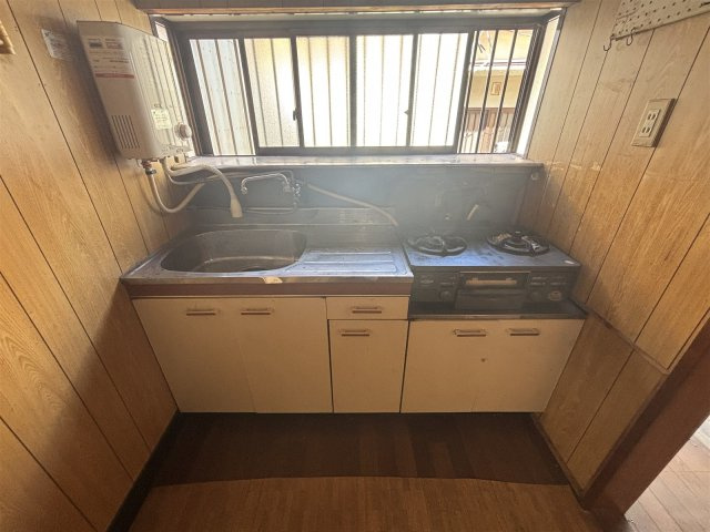 千成町戸建てのキッチン