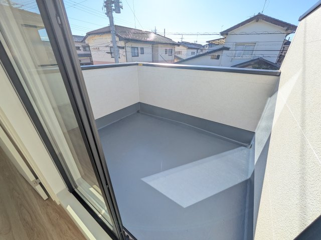 牛久市田宮町　30期　新築戸建てのバルコニー
