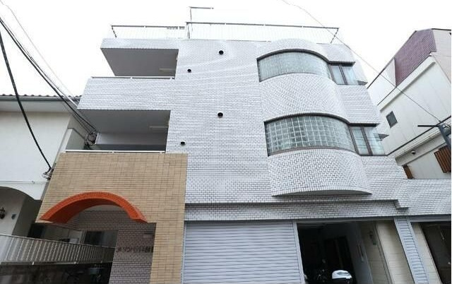 メゾン行徳駅前の外観